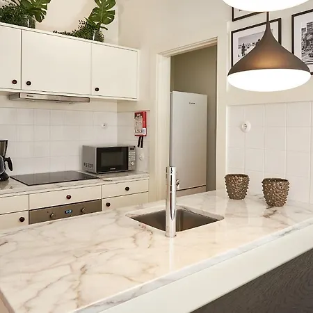 Boutique Rentals-flores Classic Historical Centre * Oporto