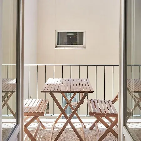 Boutique Rentals-flores Classic Historical Centre * Oporto